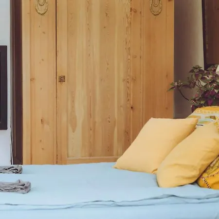 Bed & Breakfast Kardemommehuset